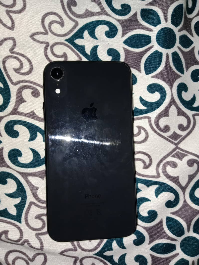 Apple iPhone XR 0