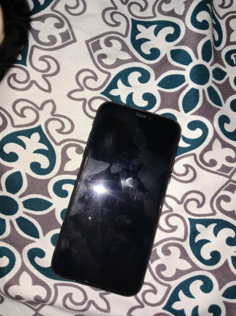 Apple iPhone XR 2