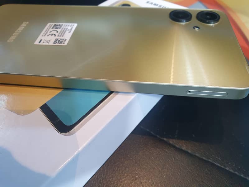 Samsung Mobile A06 3