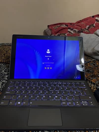 Lenovo miix 520-121kb
