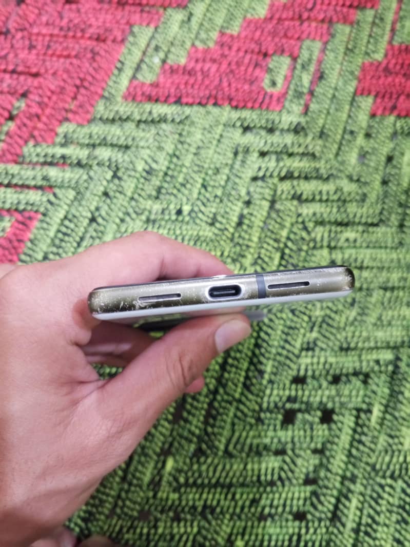 Google Pixel 6 0
