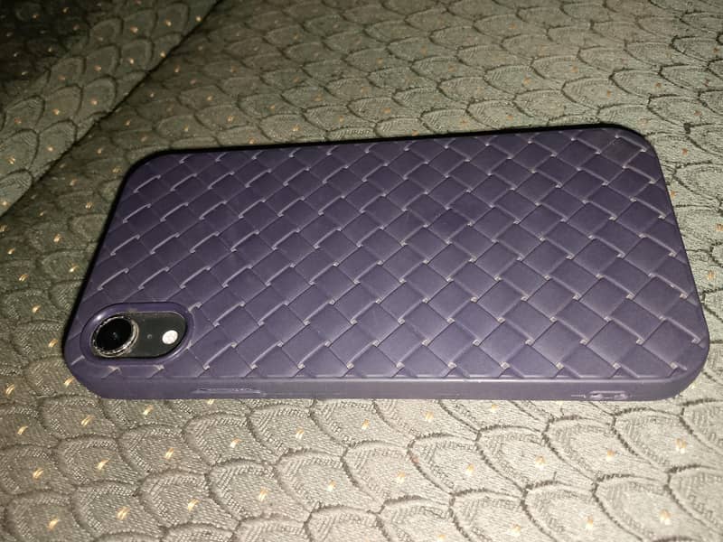 Apple iPhone XR 1