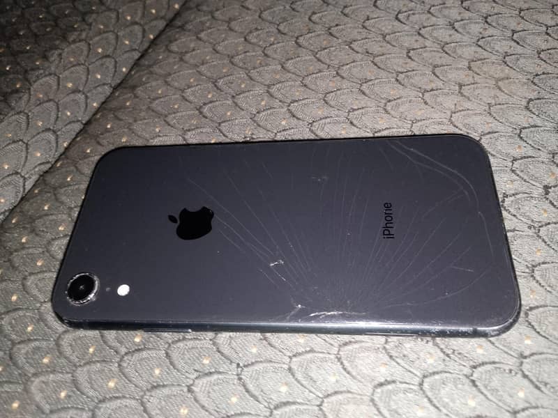 Apple iPhone XR 2