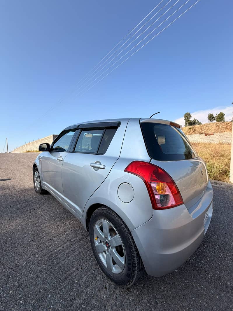 Suzuki Swift automatic 2013 2