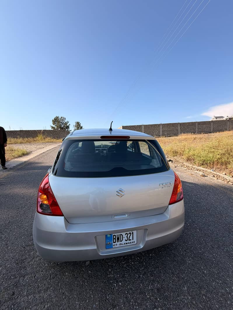 Suzuki Swift automatic 2013 3