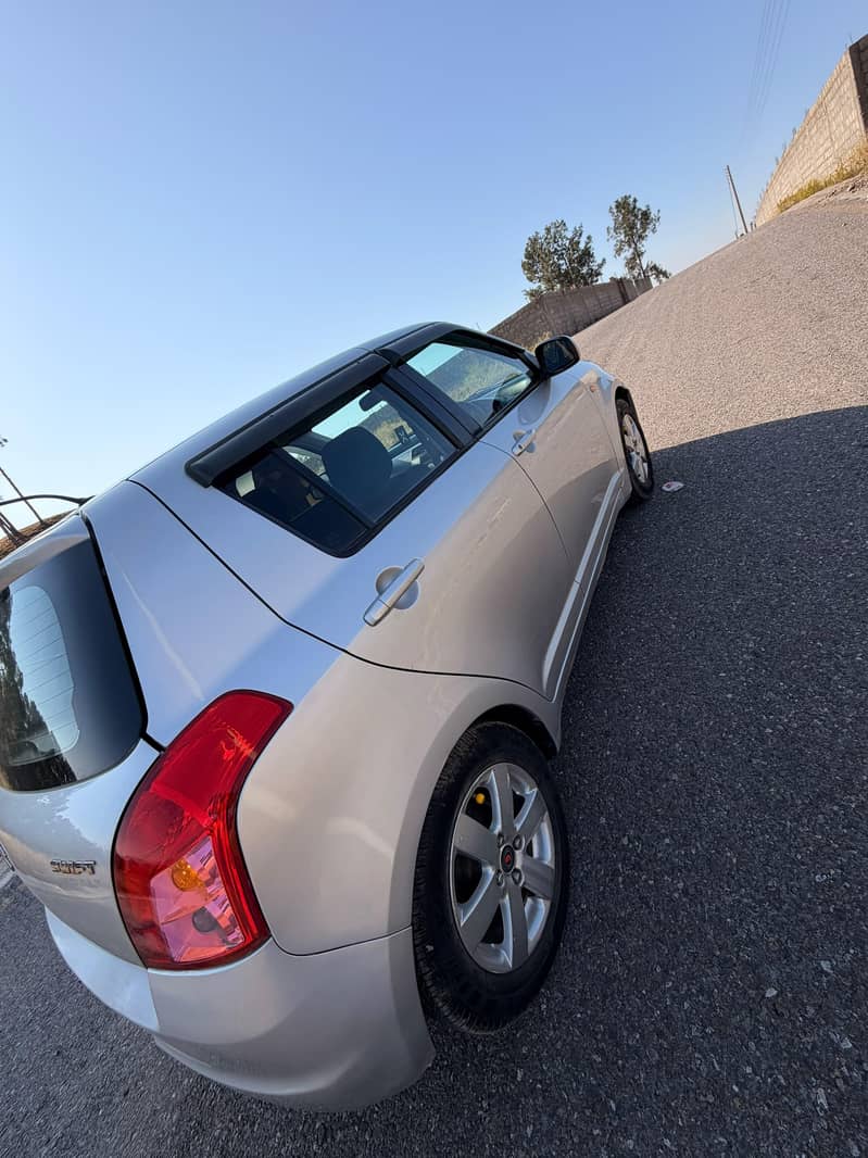 Suzuki Swift automatic 2013 4