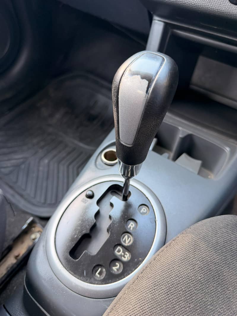 Suzuki Swift automatic 2013 16