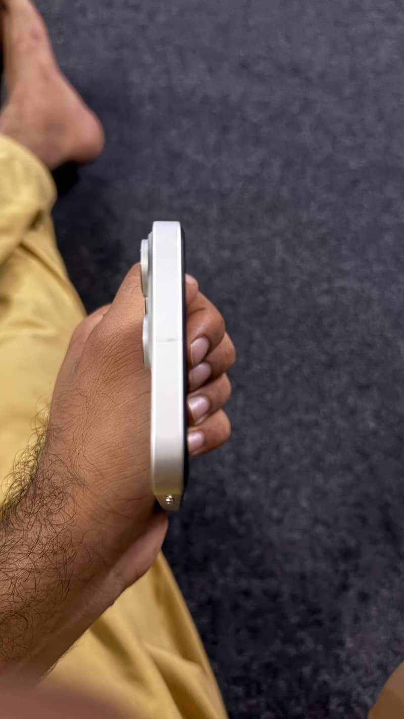 Apple iPhone 15 Pro 5