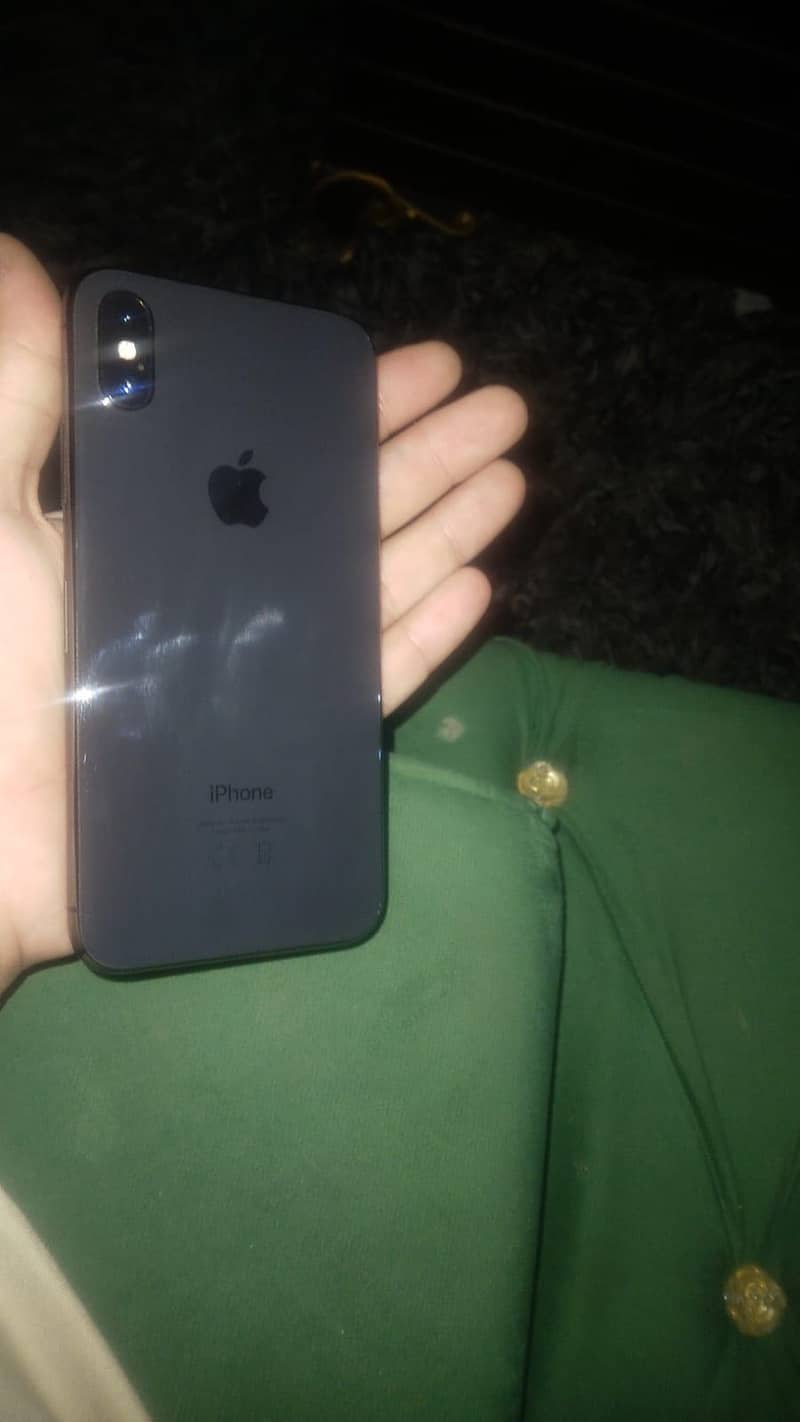 Apple iPhone X 0