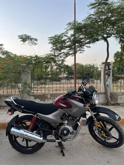 YAMAHA YBR 125G 2016