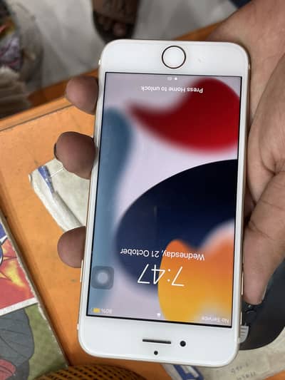 Apple iPhone 7