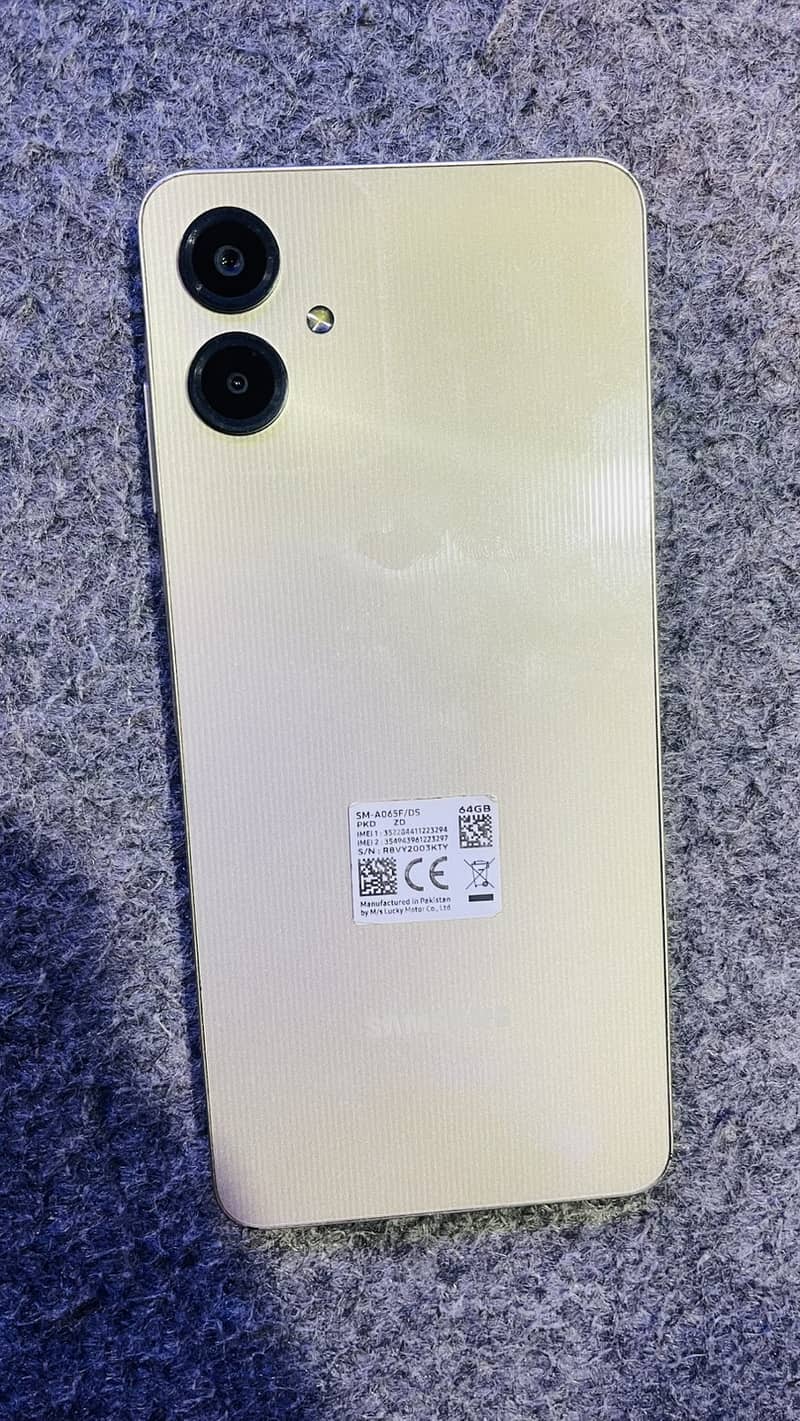 Samsung Mobile A06 3