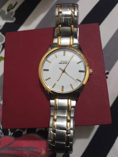 only one time use watch available with box