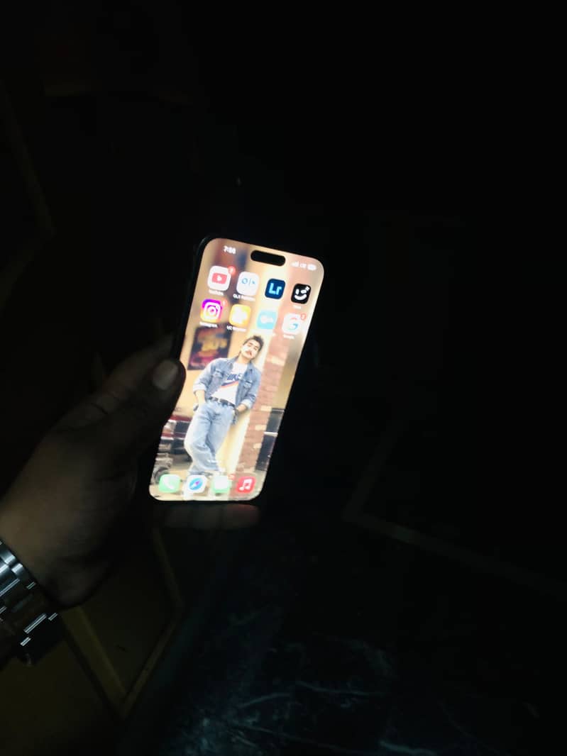Apple iPhone 14 Pro Max 1