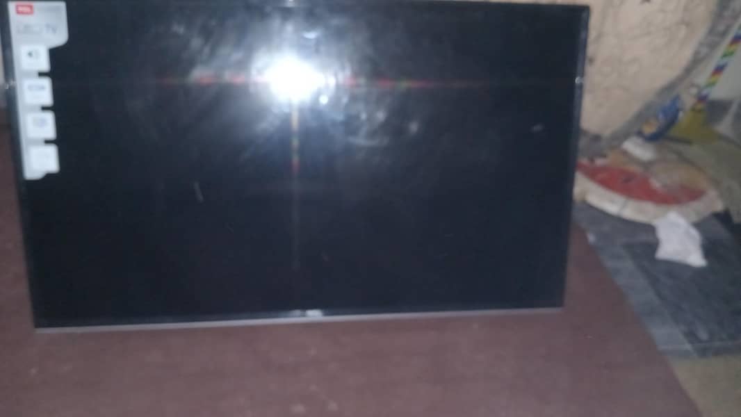 TCL LED 40INCH 1