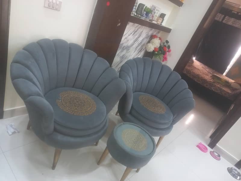sofa chear 1
