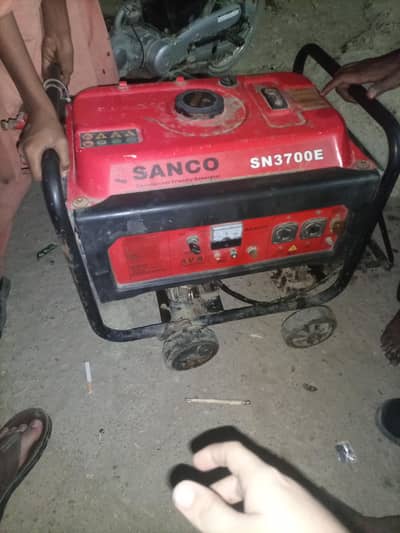 sanco generator ha 3 kv ha engine say ok ha or petrol and gas dono par