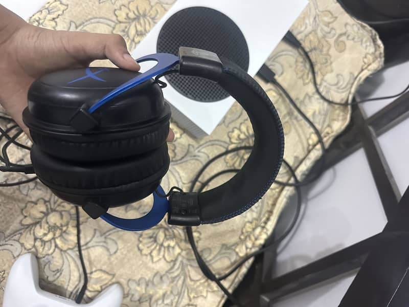 Hyper x cloud 4