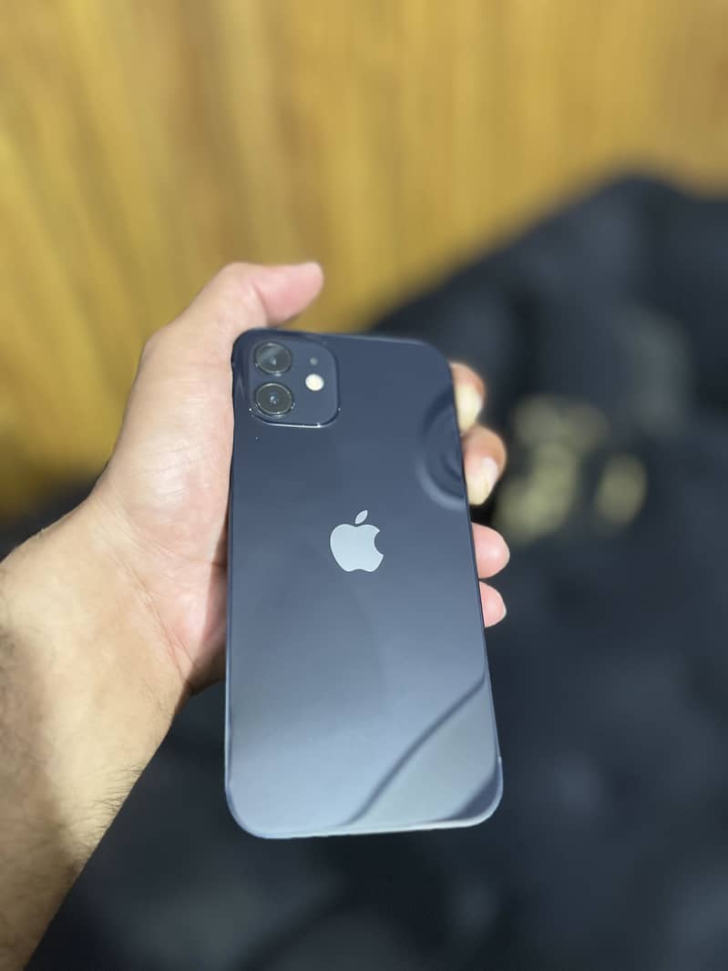Apple iPhone 12 0