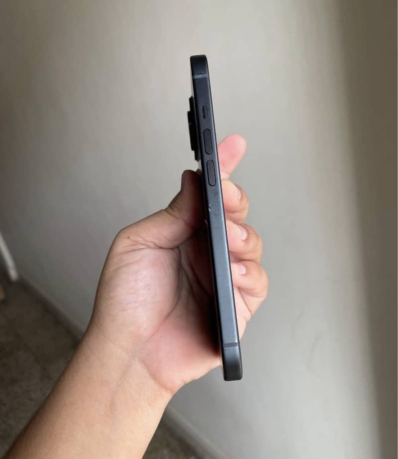 Apple iPhone 15 1