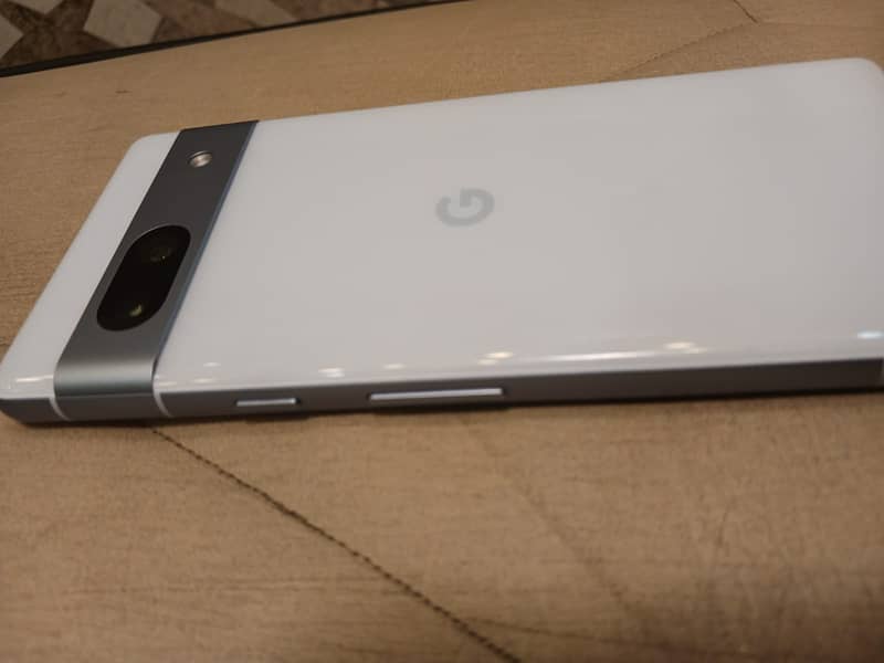 Google Pixel 7a 1