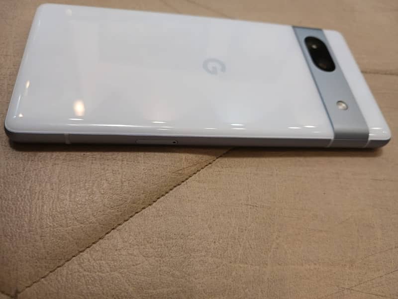 Google Pixel 7a 4