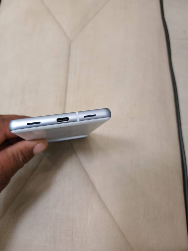 Google Pixel 7a 8