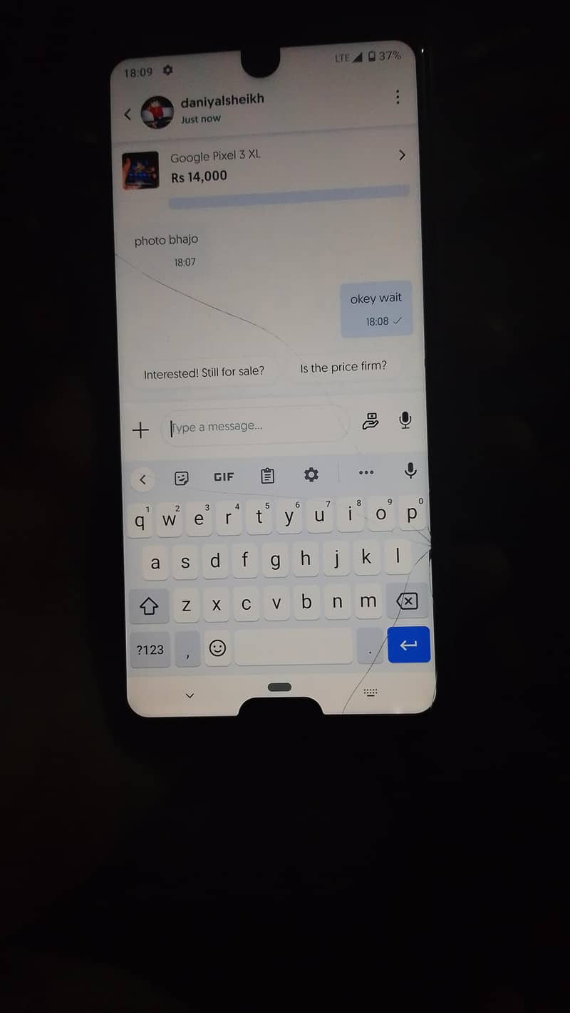 Sharp Aquos R3 0