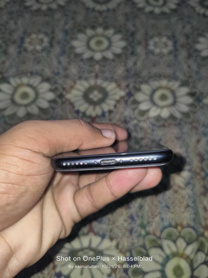 Apple iPhone SE 3