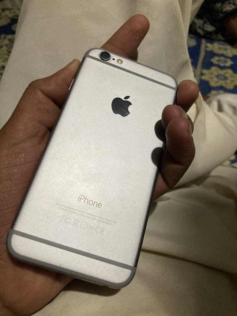 Apple iPhone 6 3