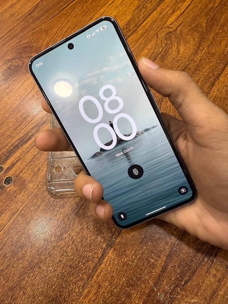 Google Pixel 8 2