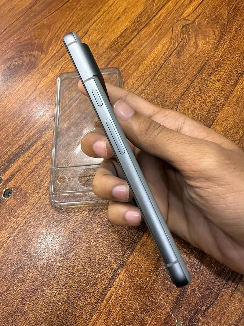 Google Pixel 8 3