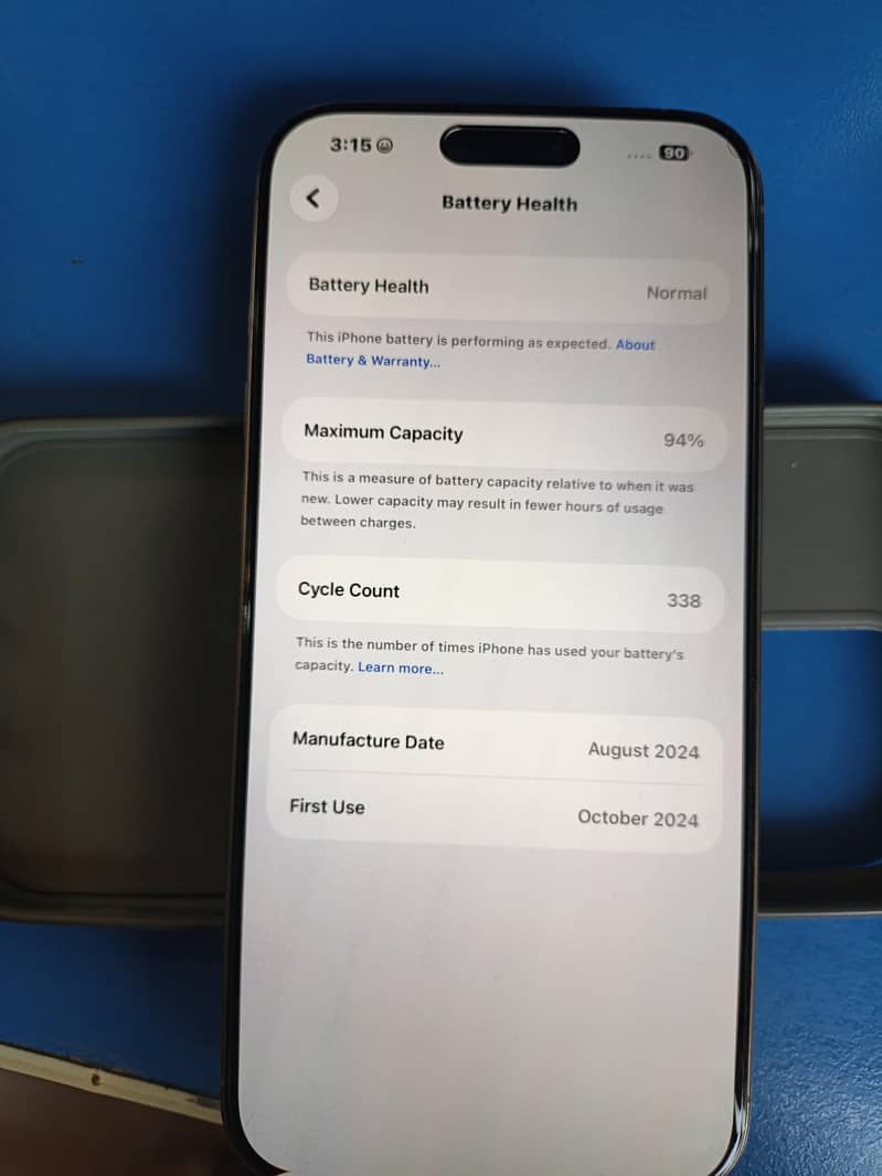 Apple iPhone 16 Pro Max 4