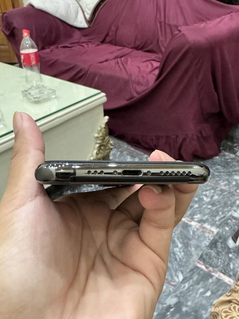 Iphone 11 pro pta 5