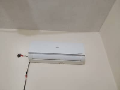 Haier Air condition heat and cool
