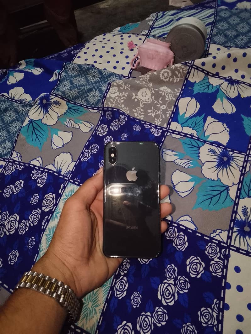 Apple iPhone X 5