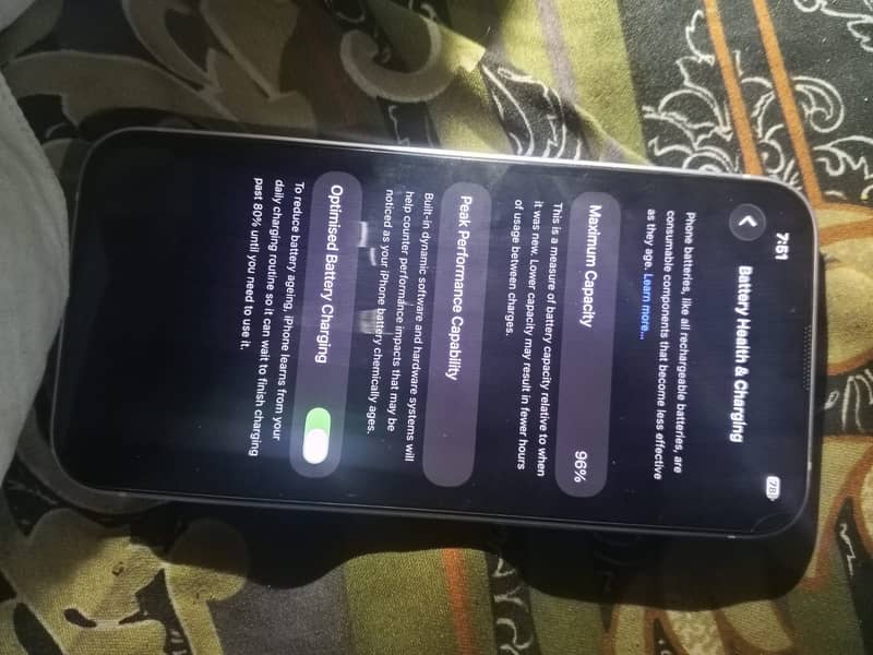 Apple iPhone 14 4