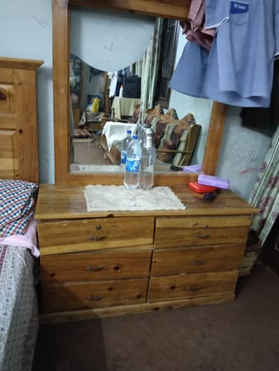 dressing table
