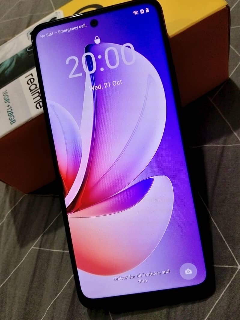 Realme C71 3