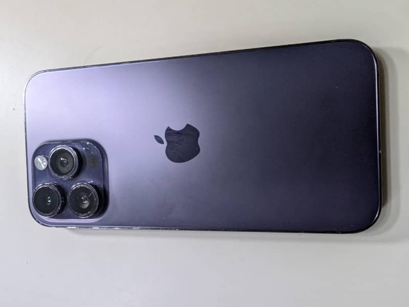 Apple iPhone 14 Pro Max 1