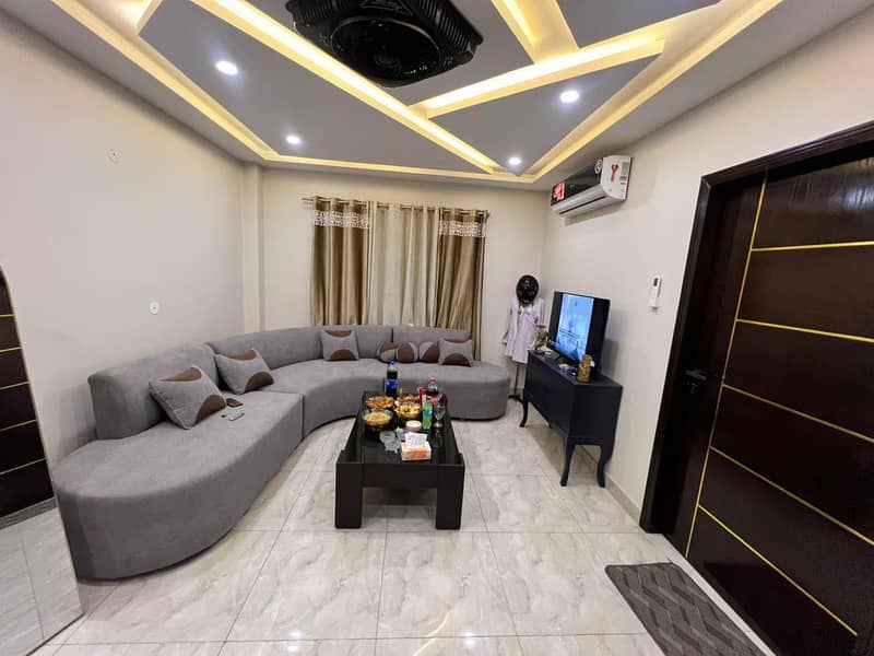 6 seater sofa 0