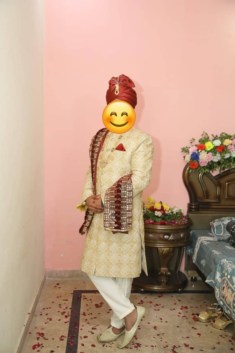 Sherwani 0