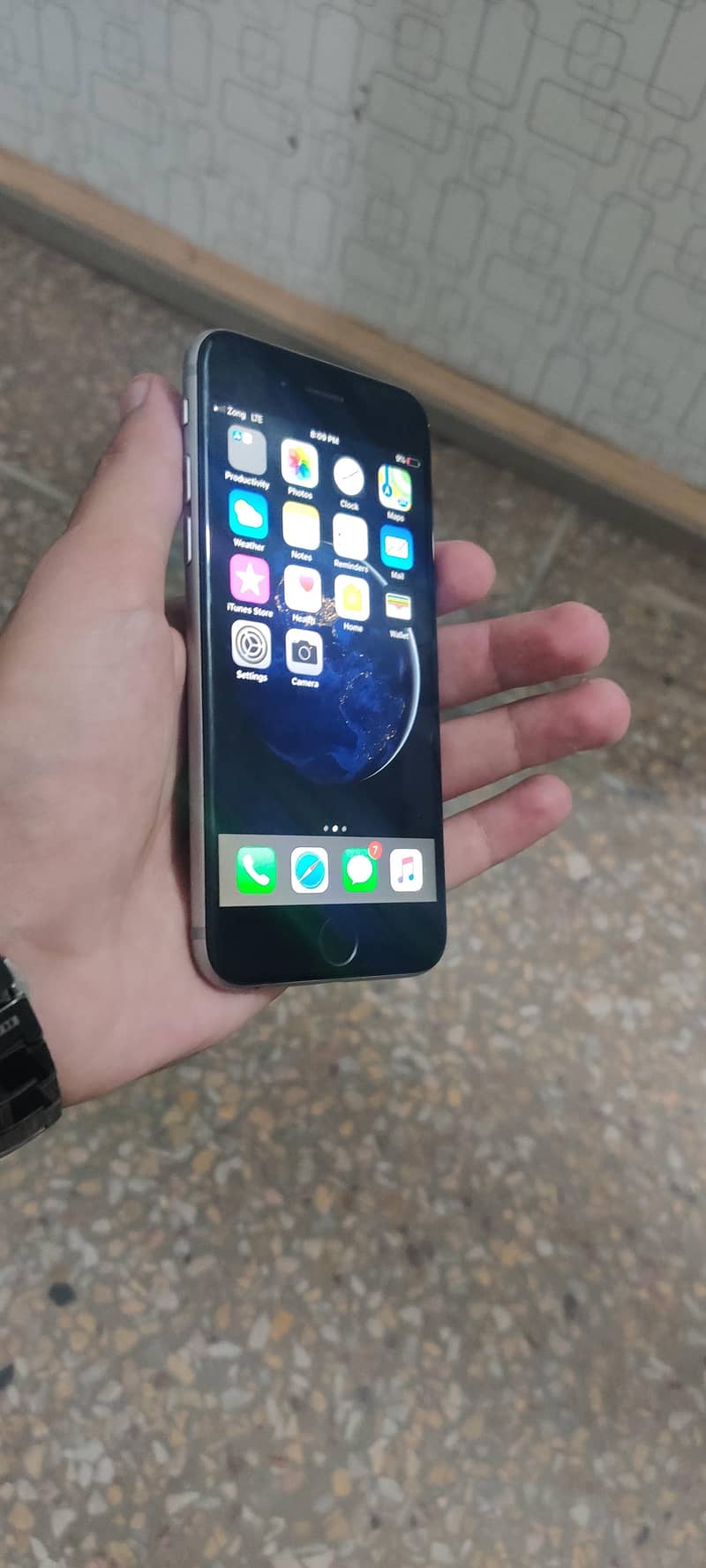 Apple iPhone 6 0