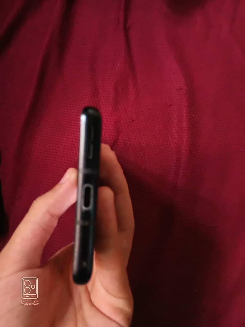 One Plus 8 5g 3