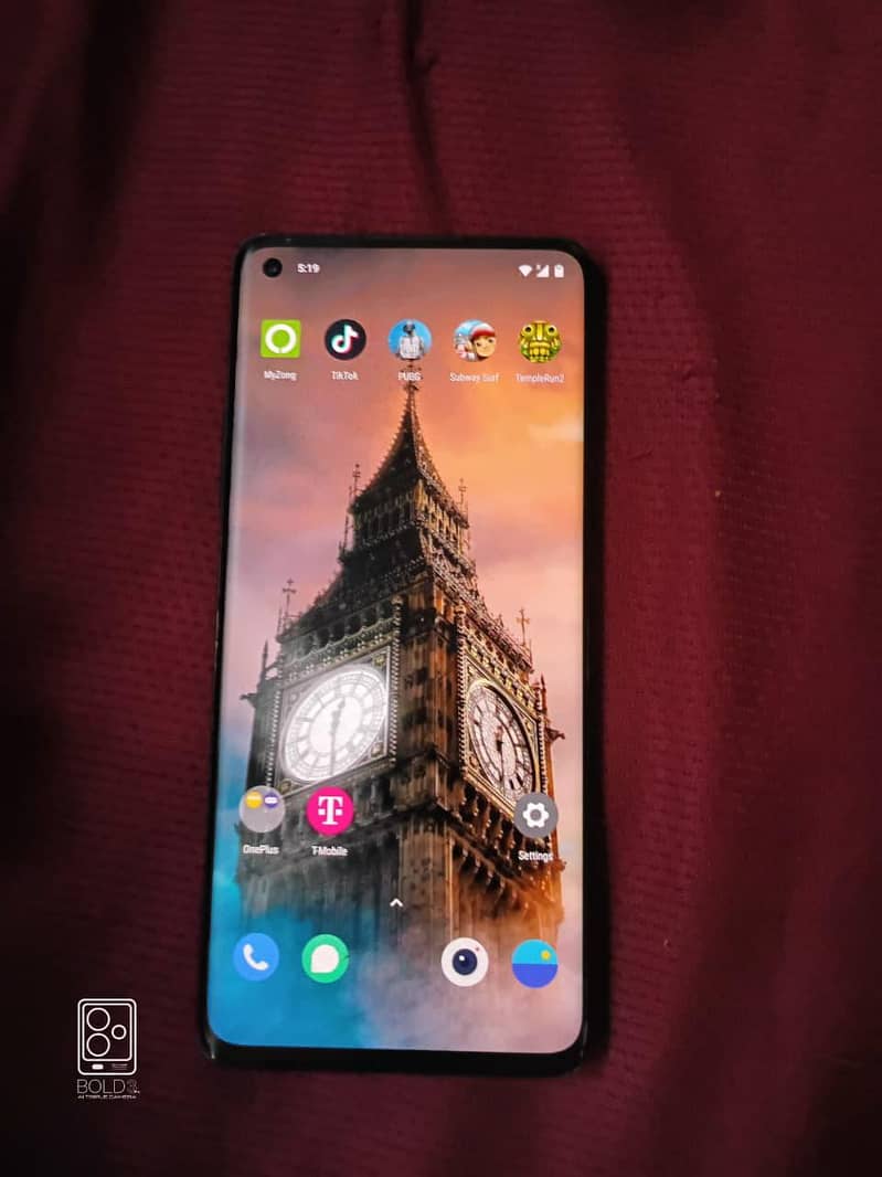 One Plus 8 5g 4