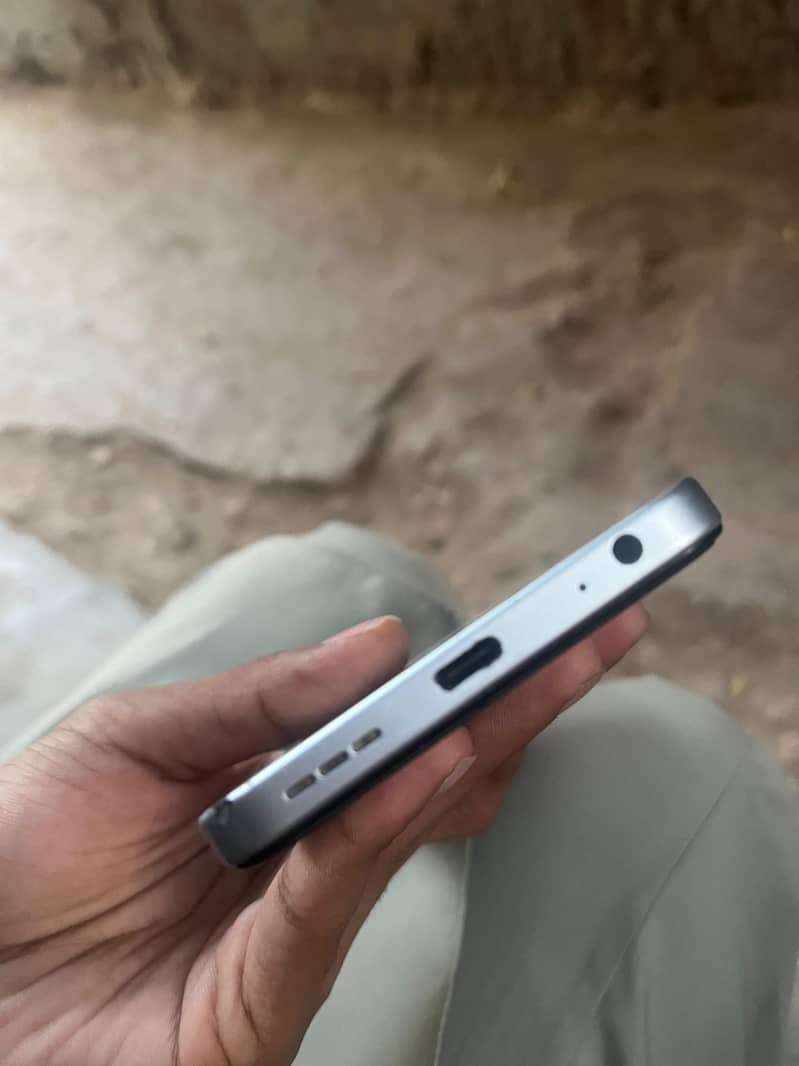 Tecno Spark Go 1
