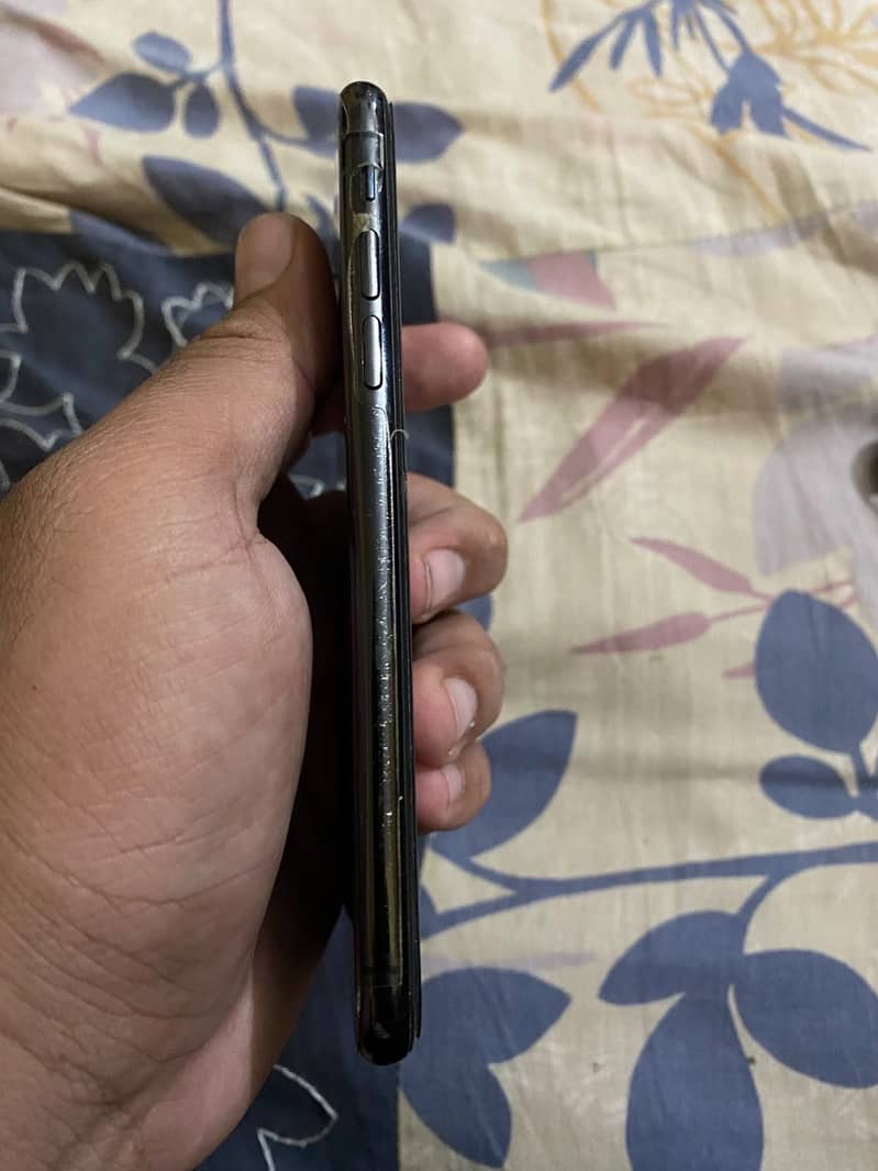Apple iPhone XS 2