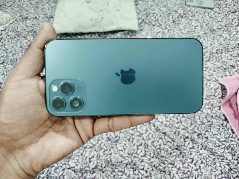 Apple iPhone 12 Pro Max 0