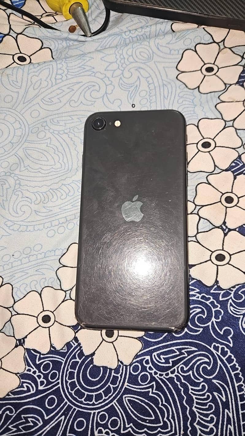 Apple iPhone SE 0