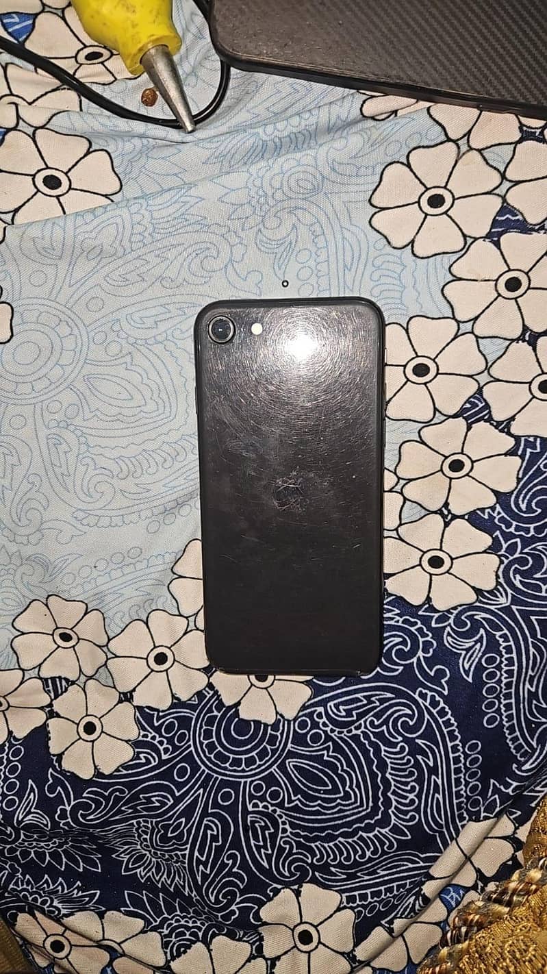 Apple iPhone SE 1